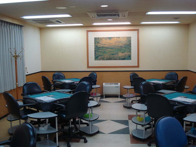 雀荘 麻雀カボ 町田店の店舗写真