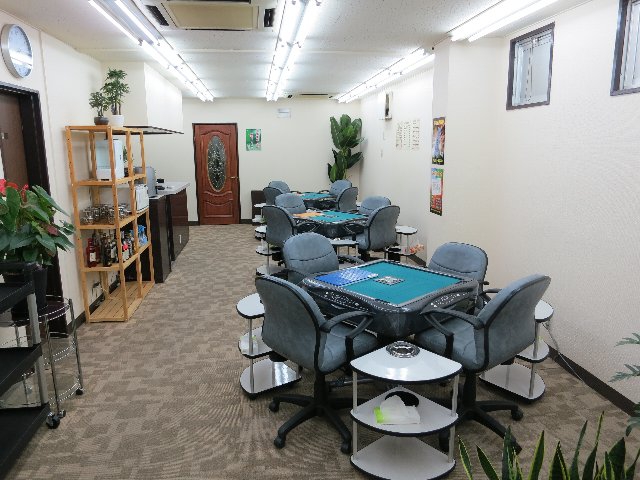 雀荘 スーパーリーチ麻雀ナンバーワンの店舗写真
