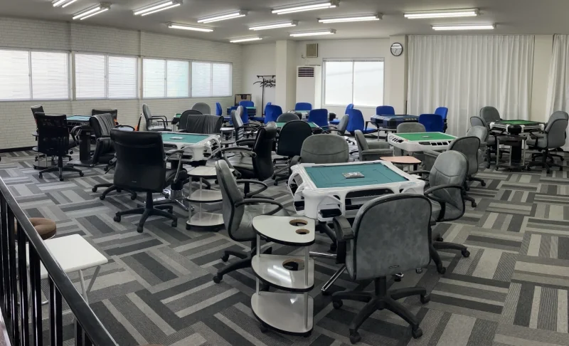 雀荘 マツオカ株式会社の写真1