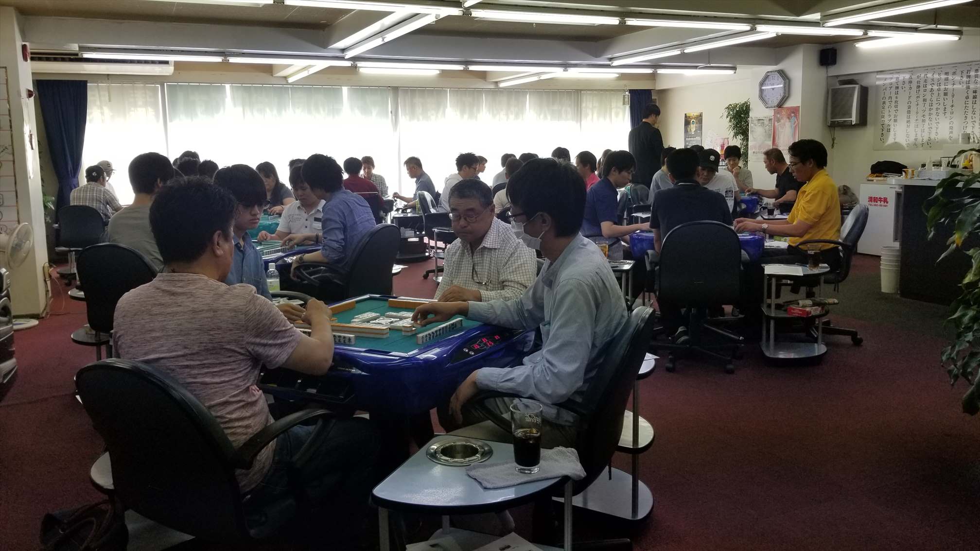 雀荘 リーチ麻雀ツモるんです。の店舗写真
