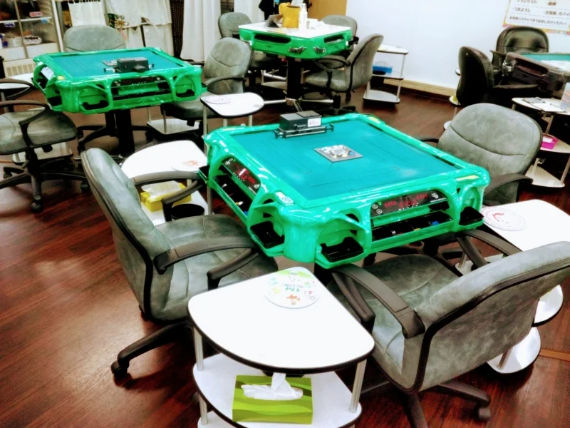 雀荘 マーチャオ Τ（タウ） 川崎店　三人打の写真