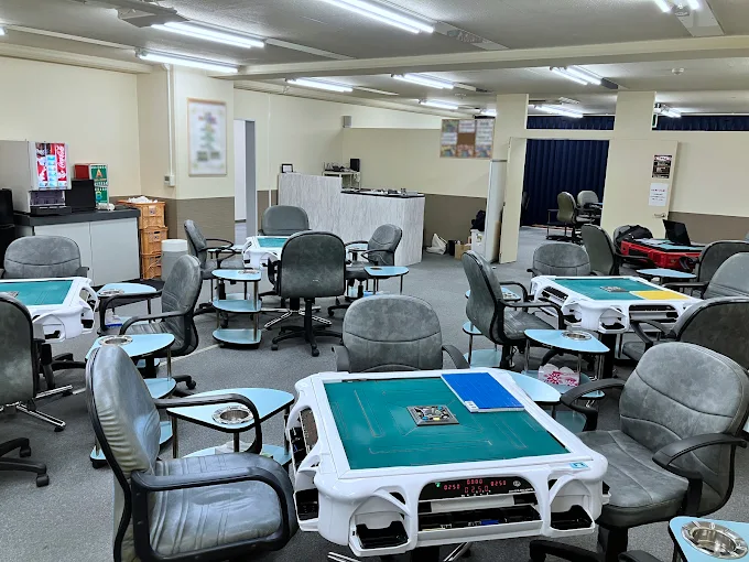 雀荘 JJ倶楽部の写真1