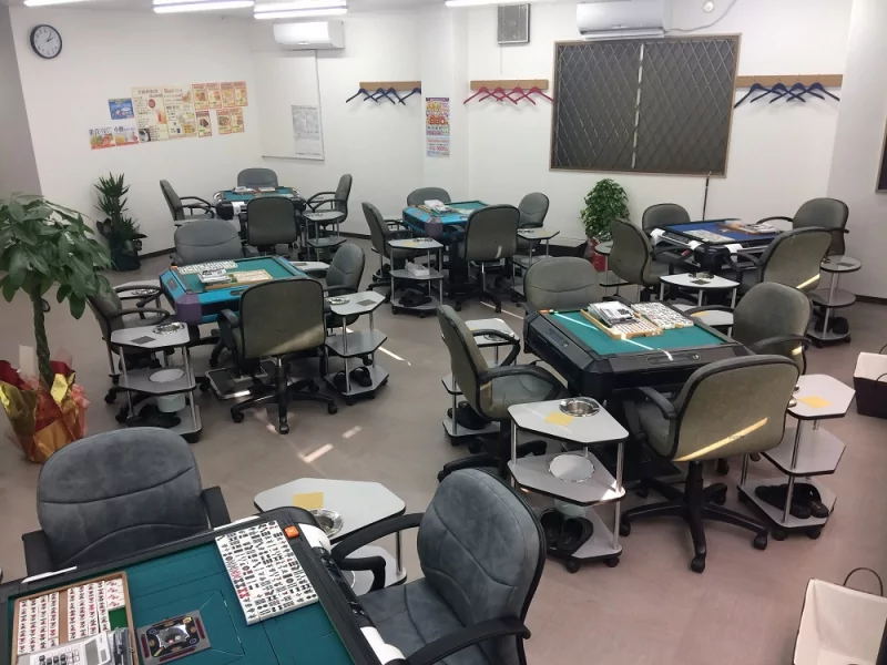 雀荘 麻雀アステール 天満橋店の写真