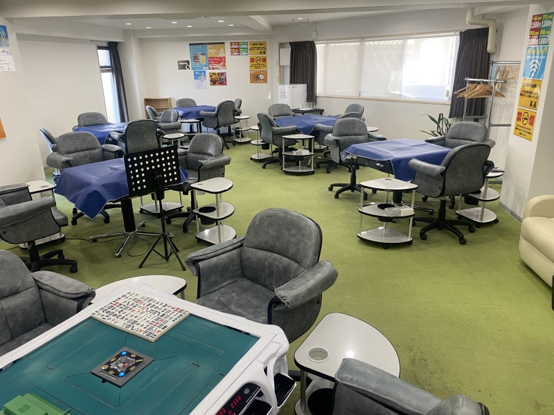 雀荘 LUCKYの写真