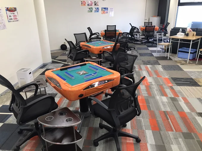 麻雀ゆにこ～ん(愛知県瀬戸市 瀬戸口駅) | 雀サクッ